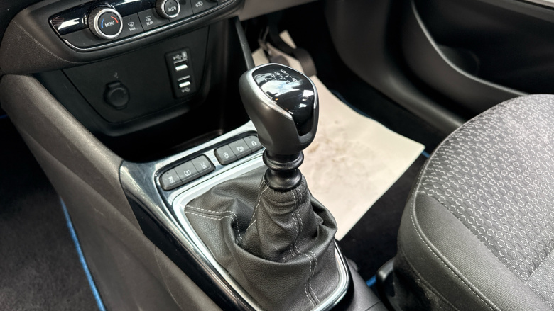 Vauxhall Crossland X 1.5 Turbo D ecoTec [102] SE Nav 5dr [Start Stop] Diesel Hatchback